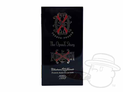 The OpusX Story Release Limited Edition Travel Black Humidor & OpusX Story Forbidden X 4 Pack thumbnail image 5